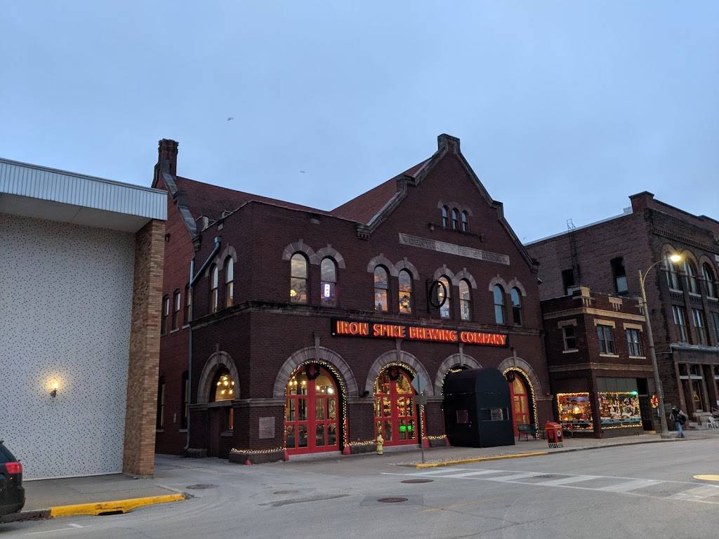 Iron Spike Brewing Company | restaurant | 150 E Simmons St, Galesburg, IL 61401, USA | 3092974718 OR +1 309-297-4718