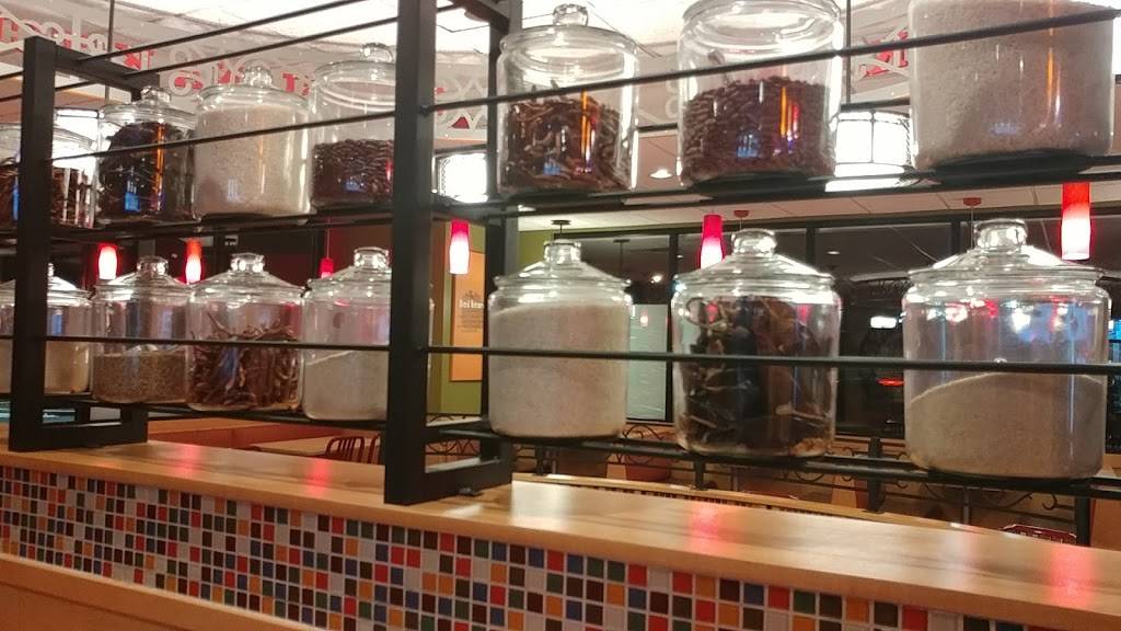 Popeyes Louisiana Kitchen | restaurant | 1951 Pulaski Hwy, Bear, DE 19701, USA | 3023655066 OR +1 302-365-5066