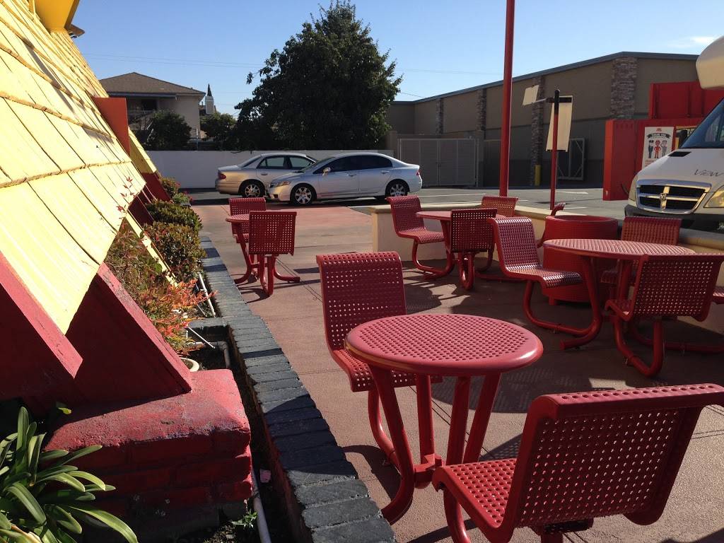 Wienerschnitzel | restaurant | 13872 Goldenwest St, Westminster, CA 92683, USA | 7148912382 OR +1 714-891-2382