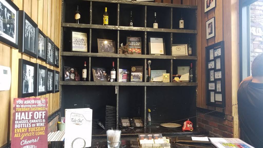 Grimaldis Pizzeria | restaurant | 9595 S Eastern Ave Ste 100, Las Vegas, NV 89123, USA | 7026579400 OR +1 702-657-9400