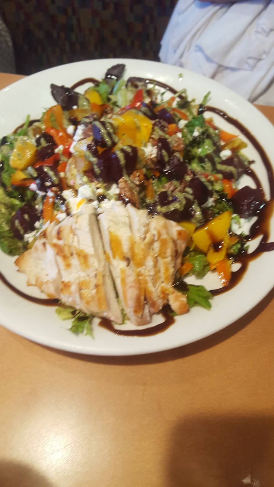 Boston Pizza | restaurant | 597 King St N, Waterloo, ON N2V 2N3, Canada | 5198801828 OR +1 519-880-1828