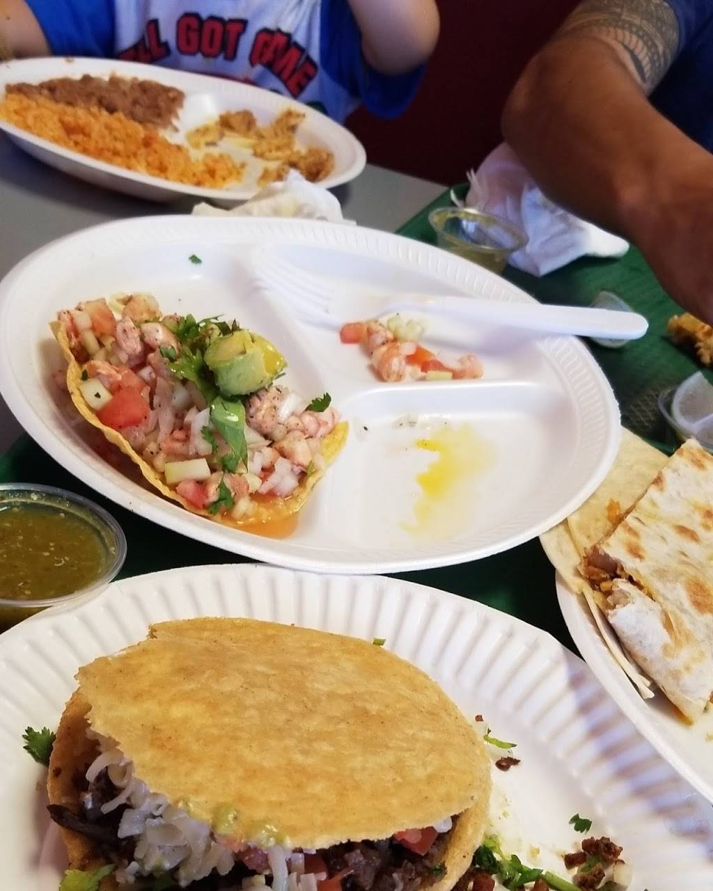 Taco Mich & Bar | restaurant | 5122 W Northern Ave, Glendale, AZ 85301, USA | 6239372502 OR +1 623-937-2502