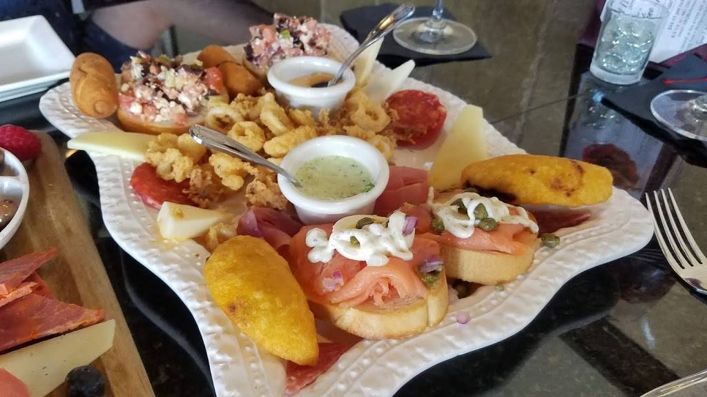 Bohemios Wine & Beer Tapas Bar | restaurant | 3246 Clark Rd, Sarasota, FL 34231, USA | 9412609784 OR +1 941-260-9784