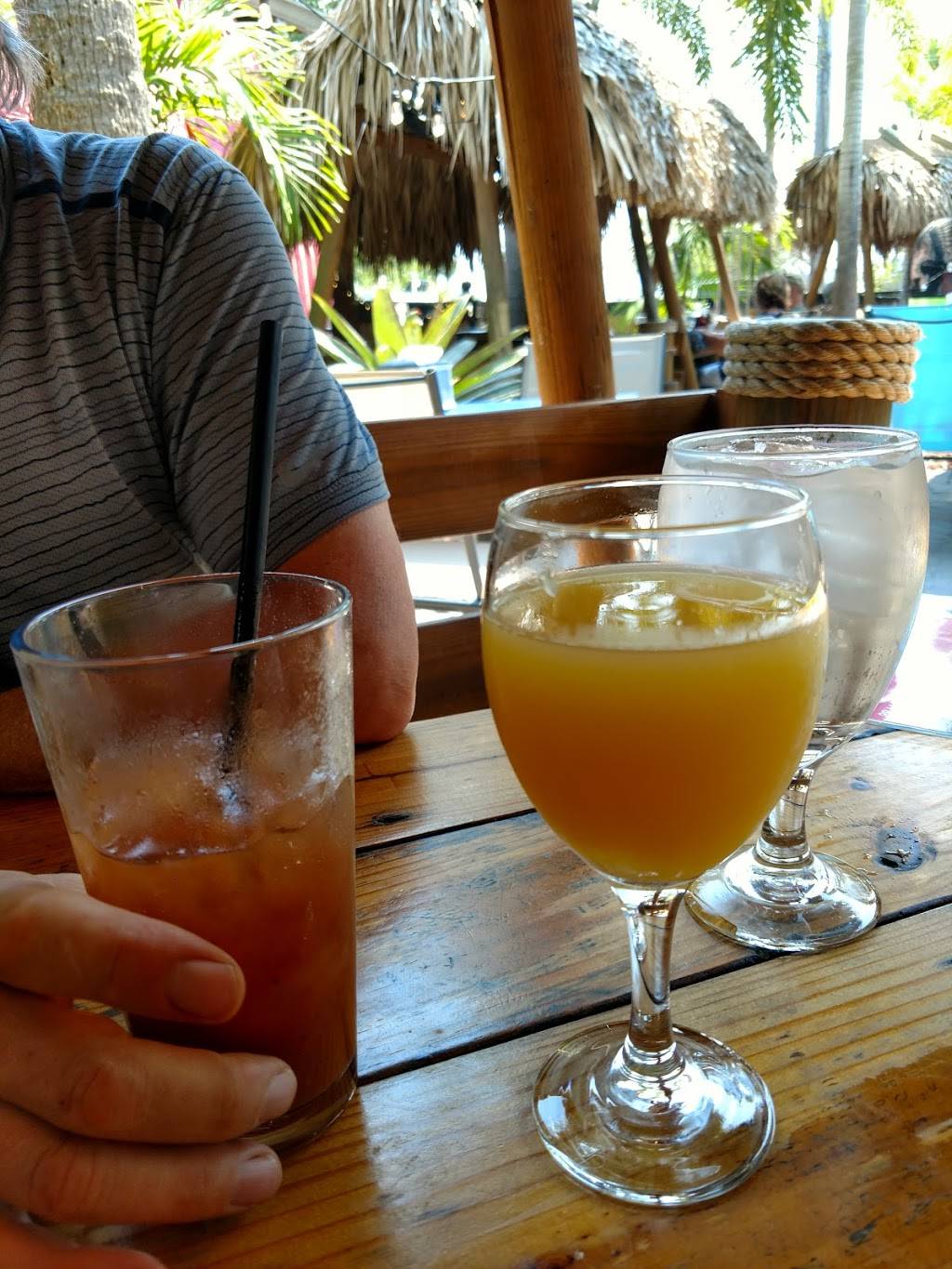 Sneaki Tiki | restaurant | 211 S Colorado Ave #1, Stuart, FL 34994, USA | 7722860565 OR +1 772-286-0565