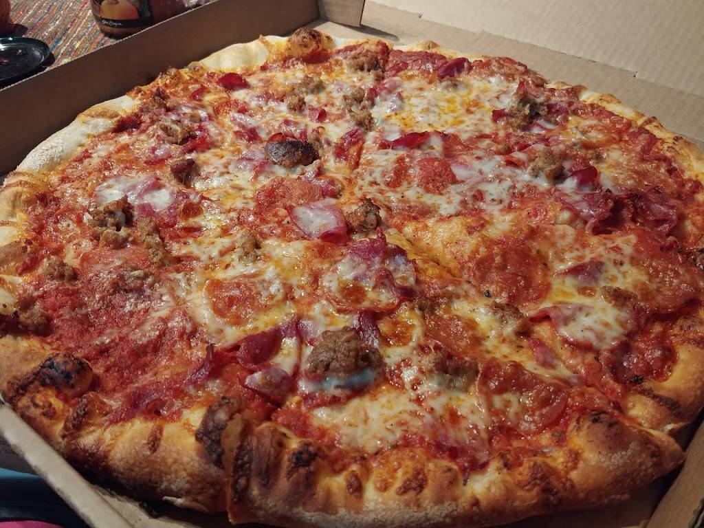 Tony Bs Pizza | meal delivery | 1340 Crystal Ln, Chaska, MN 55318, USA | 9525560088 OR +1 952-556-0088