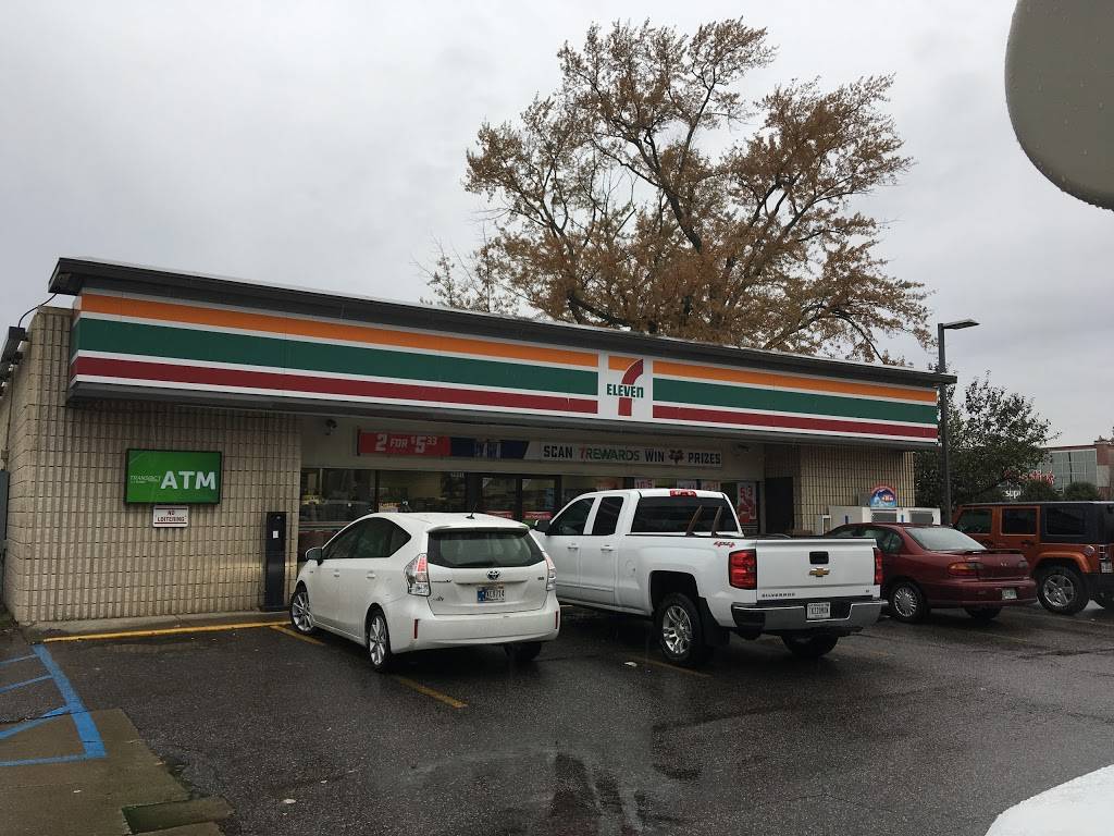 7-Eleven | bakery | 3601 Cassopolis St, Elkhart, IN 46514, USA | 5742640165 OR +1 574-264-0165