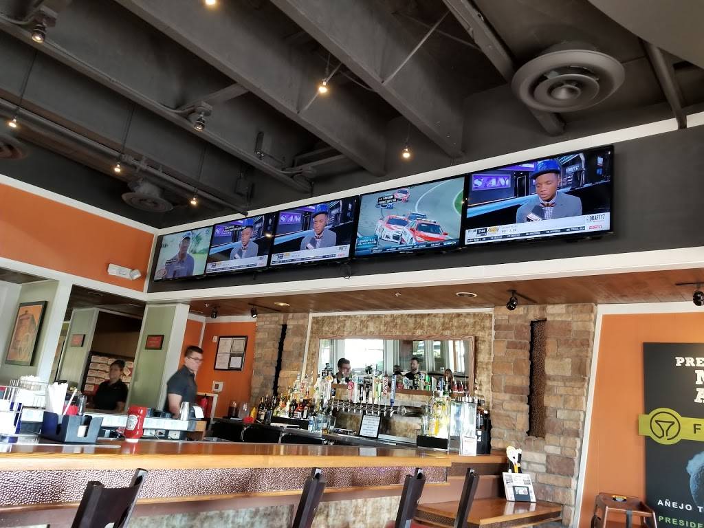 Chilis Grill & Bar | restaurant | 5975 W Arizona Pavilions Dr, Tucson, AZ 85743, USA | 5205729065 OR +1 520-572-9065