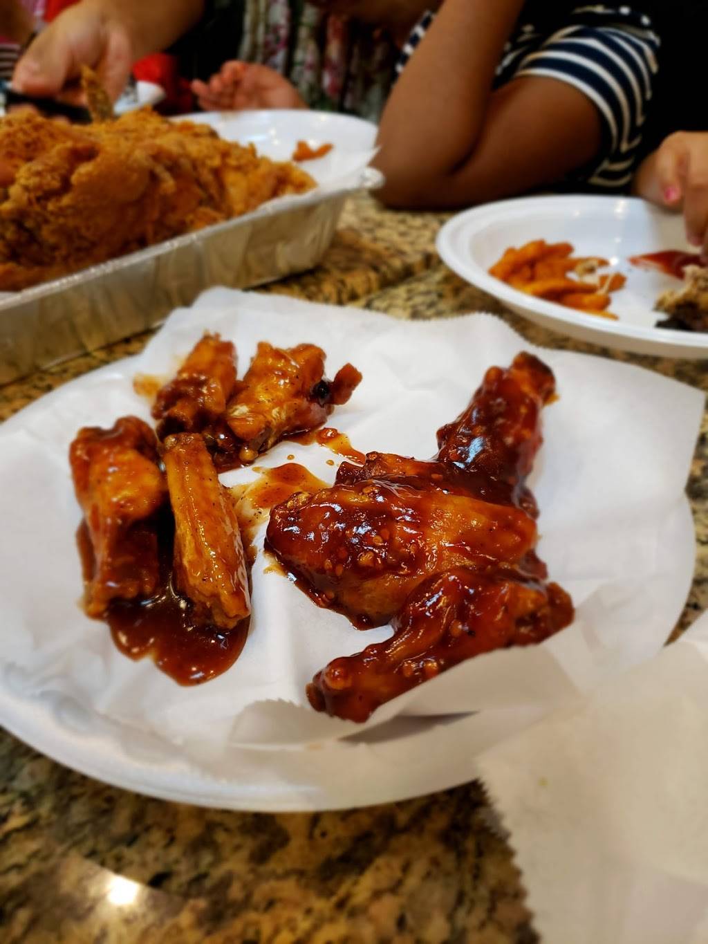 Frito Chicken | restaurant | 6007 Centreville Crest Ln, Centreville, VA 20121, USA | 7039429229 OR +1 703-942-9229