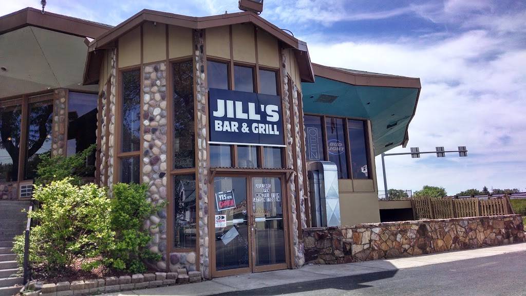 Jills Bar And Grill | restaurant | 1800 Miami St, Toledo, OH 43605, USA | 5672494389 OR +1 567-249-4389