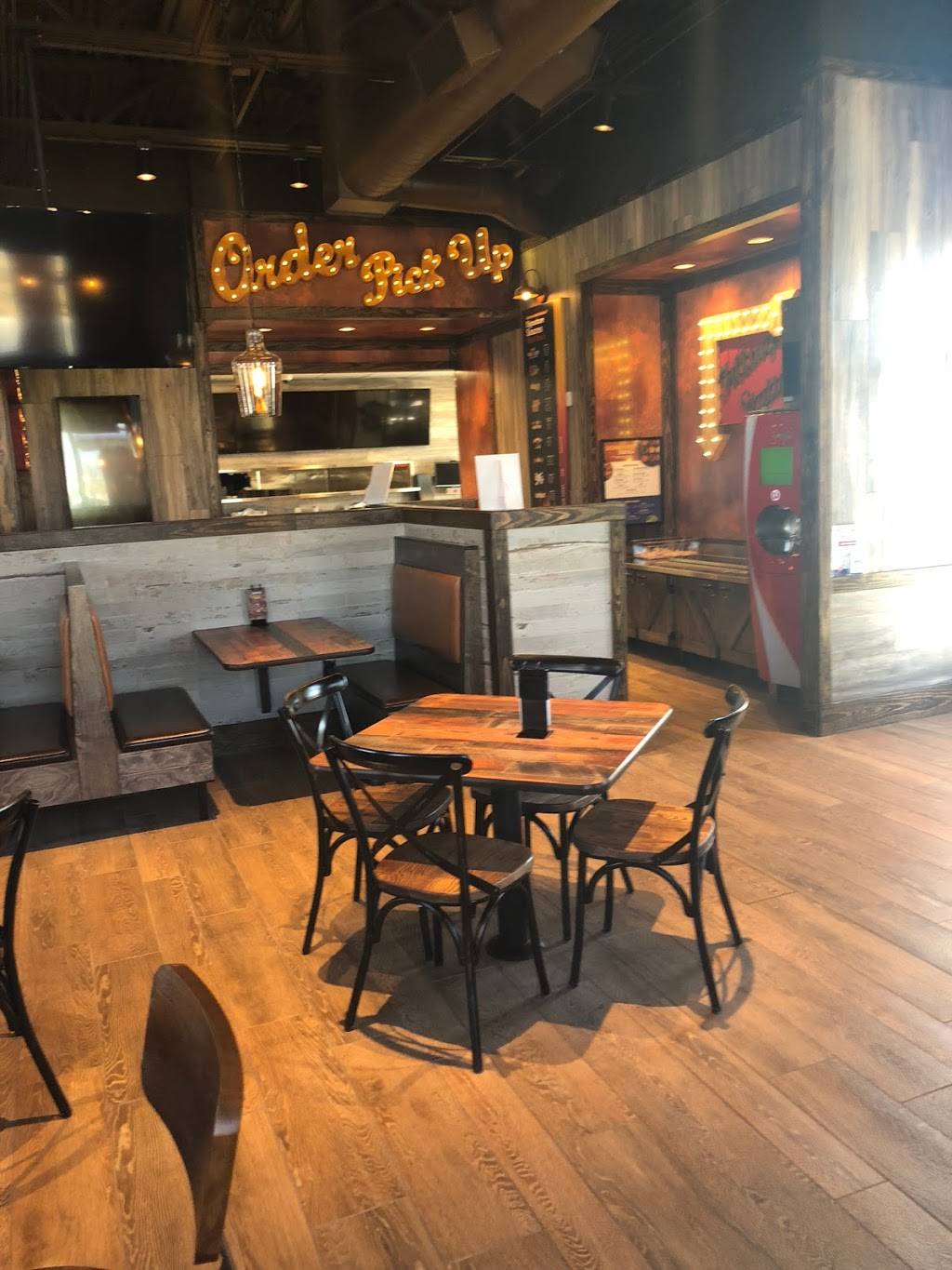 Zaxbys Chicken Fingers & Buffalo Wings | restaurant | 1603 Garth Brooks Blvd, Yukon, OK 73099, USA | 4052652353 OR +1 405-265-2353