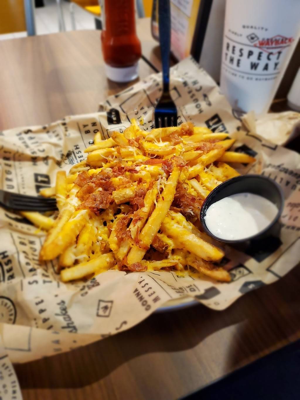 Wayback Burgers | restaurant | 1500 Beville Rd, Daytona Beach, FL 32114, USA | 3862389904 OR +1 386-238-9904