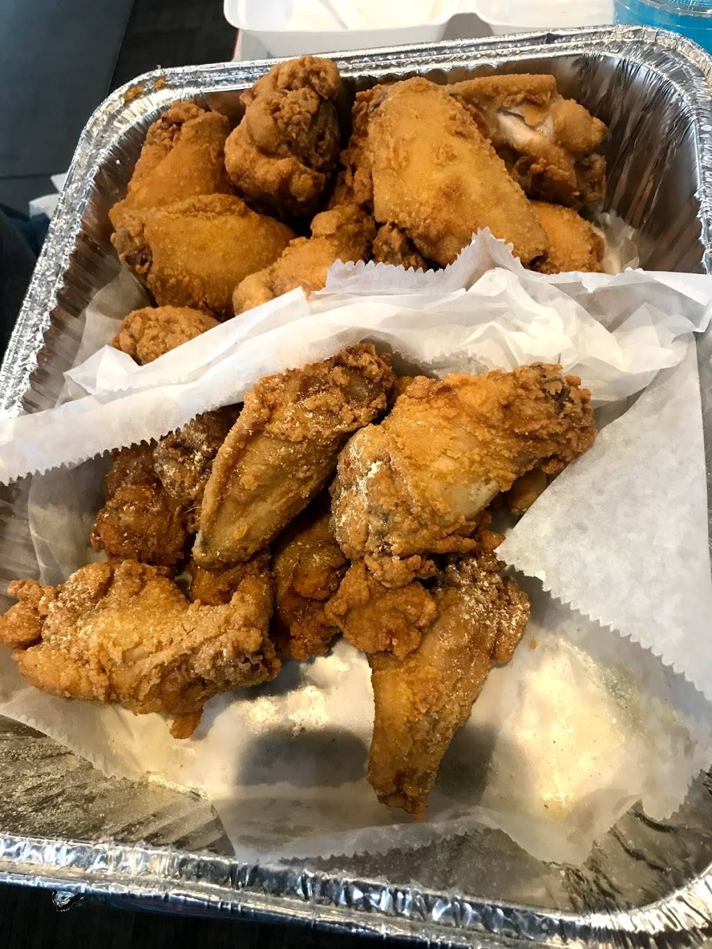 Chi-Town Eats | restaurant | 2900 Trimble Rd #105, Columbia, MO 65201, USA | 5738323352 OR +1 573-832-3352