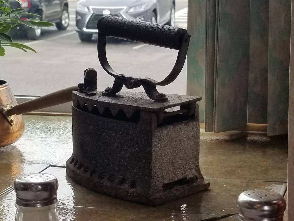 Peconic Bay Diner | restaurant | 871 Old Country Rd, Riverhead, NY 11901, USA | 6313697758 OR +1 631-369-7758