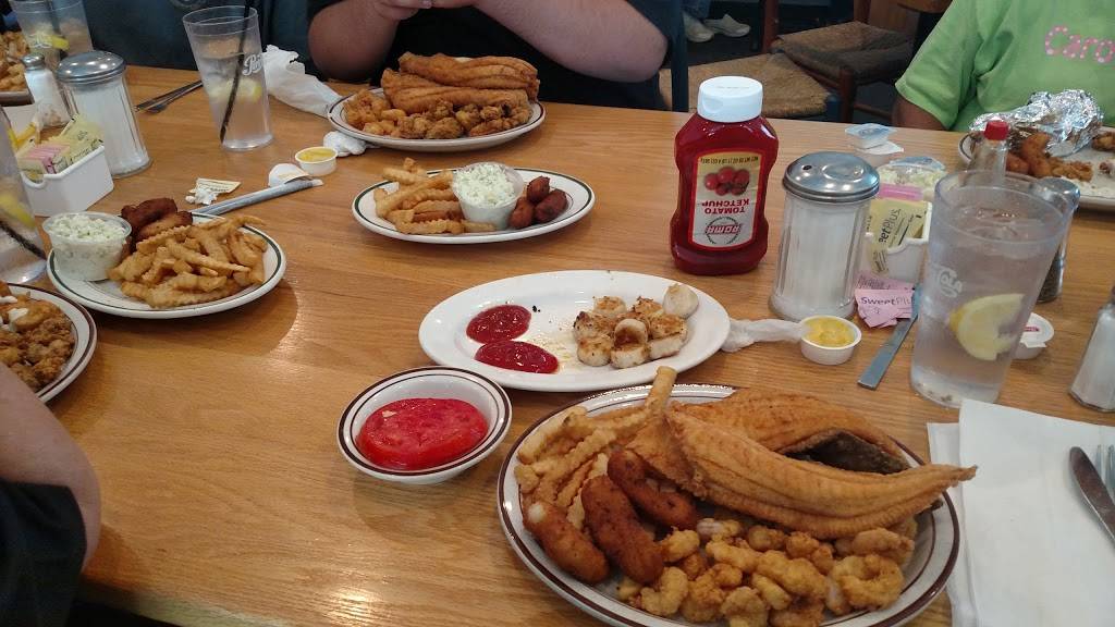 Oak Island Restaurant | restaurant | 6302 E Oak Island Dr, Oak Island, NC 28465, USA | 9102019925 OR +1 910-201-9925