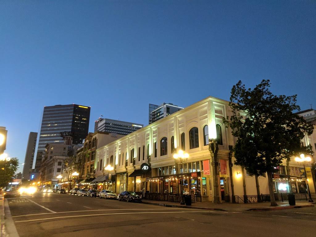 Cafe 21 Gaslamp | restaurant | 802 Fifth Ave, San Diego, CA 92101, USA | 6196402121 OR +1 619-640-2121