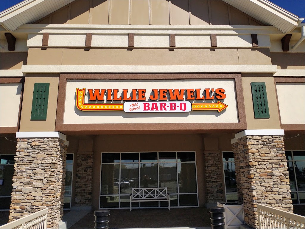 Willie Jewells Old School Bar-B-Q | restaurant | 2163 Everglades Ln., The Villages, FL 32163, USA | 7862504664 OR +1 786-250-4664