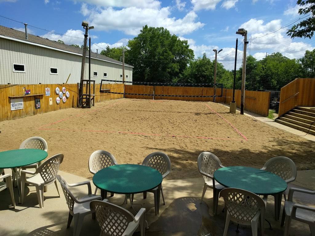 Colemans Tavern & Grill | restaurant | 823 Lake Ave, Woodstock, IL 60098, USA | 8153385000 OR +1 815-338-5000