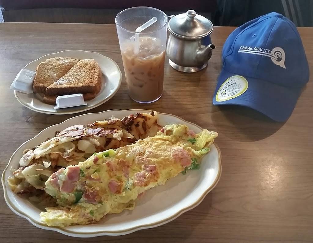 Center Diner | restaurant | Peekskill, NY 10566, USA | 9147377409 OR +1 914-737-7409