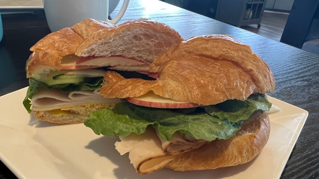 Delicious! Cafe | restaurant | 512 S Beeline Hwy Suite 1, Payson, AZ 85541, USA | 9284683013 OR +1 928-468-3013