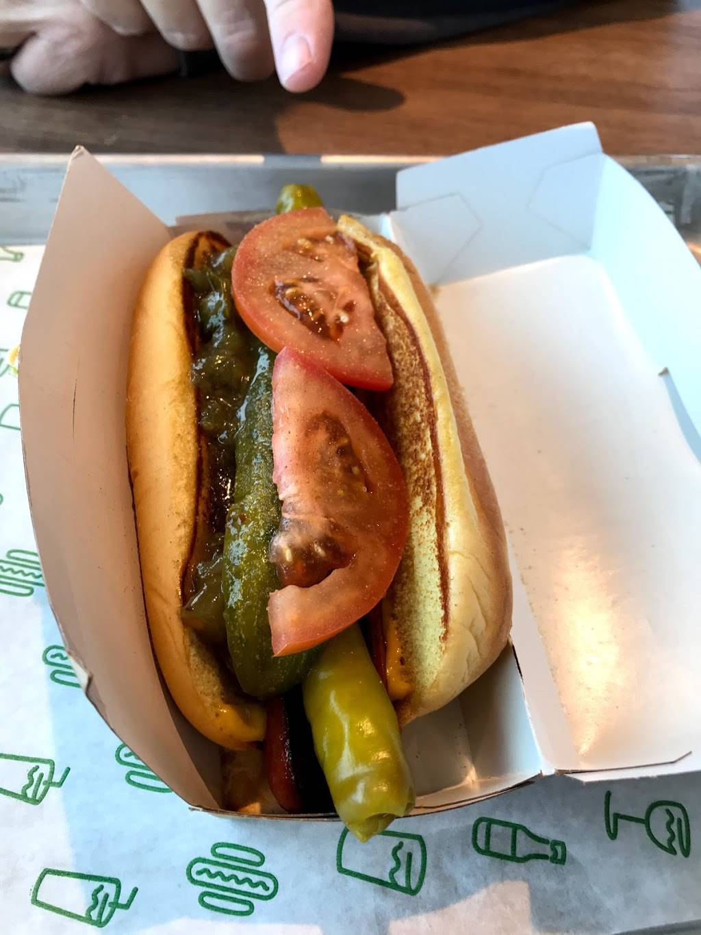 Shake Shack | restaurant | 2024 E Williams Field Rd, Gilbert, AZ 85295, USA | 4805614875 OR +1 480-561-4875