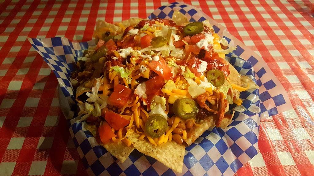 Famous Daves Bar-B-Que | restaurant | 2440 US-34, Oswego, IL 60543, USA | 6305514733 OR +1 630-551-4733