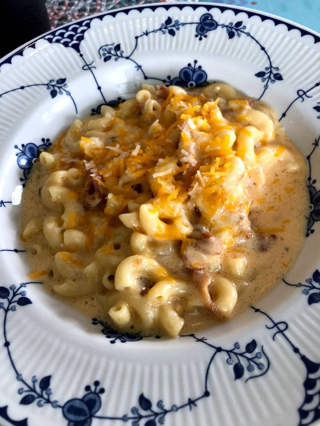 Starfish Café | restaurant | 211 Main St, Bay St Louis, MS 39520, USA | 2282293503 OR +1 228-229-3503