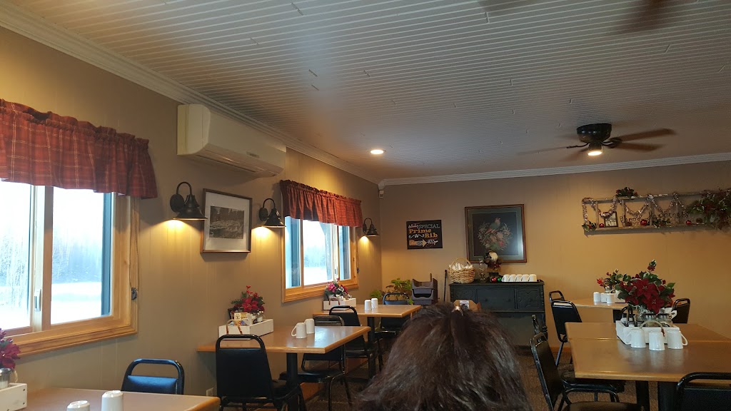 Colalillos Covered Wagon | restaurant | 9049 E County Rd B, Hawthorne, WI 54842, USA | 7153742260 OR +1 715-374-2260