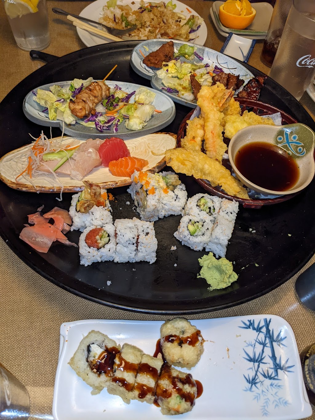 Tanuki Sushi Bar & Garden | restaurant | 1221 E Fry Blvd, Sierra Vista, AZ 85635, USA | 5204596853 OR +1 520-459-6853