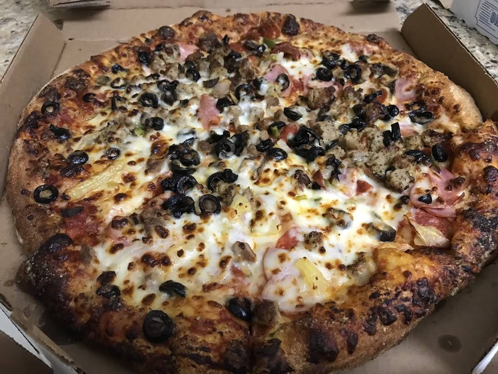 Dominos Pizza | meal delivery | 5335 N Kings Hwy, Myrtle Beach, SC 29577, USA | 8434492469 OR +1 843-449-2469