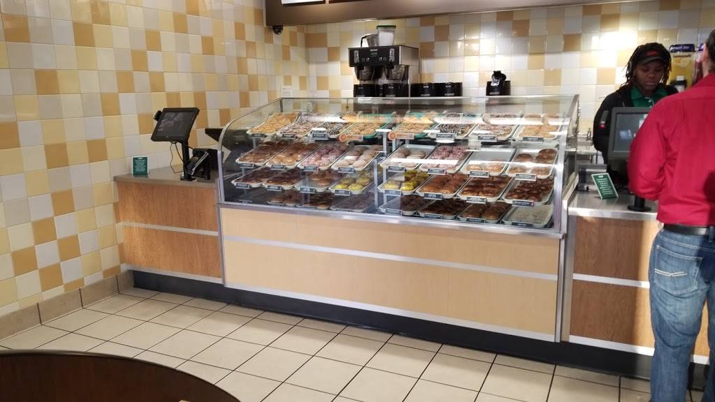 Krispy Kreme | bakery | 6072 Stage Rd, Bartlett, TN 38134, USA | 9013733802 OR +1 901-373-3802