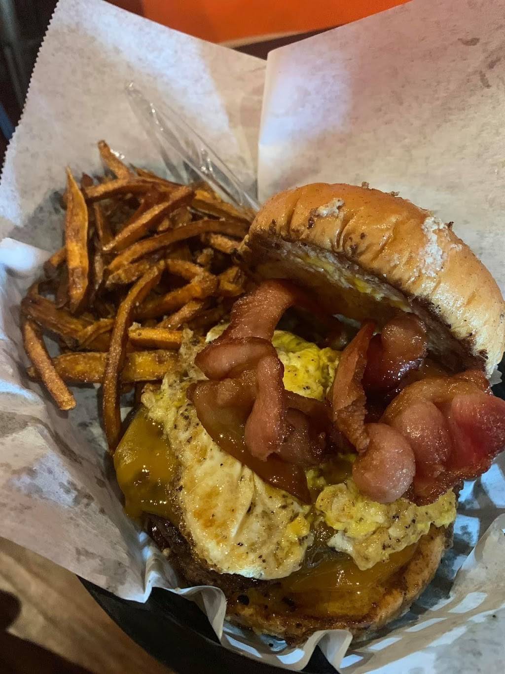 Atomic Johnnys | restaurant | 510 Broad St, Gadsden, AL 35901, USA | 2564595020 OR +1 256-459-5020