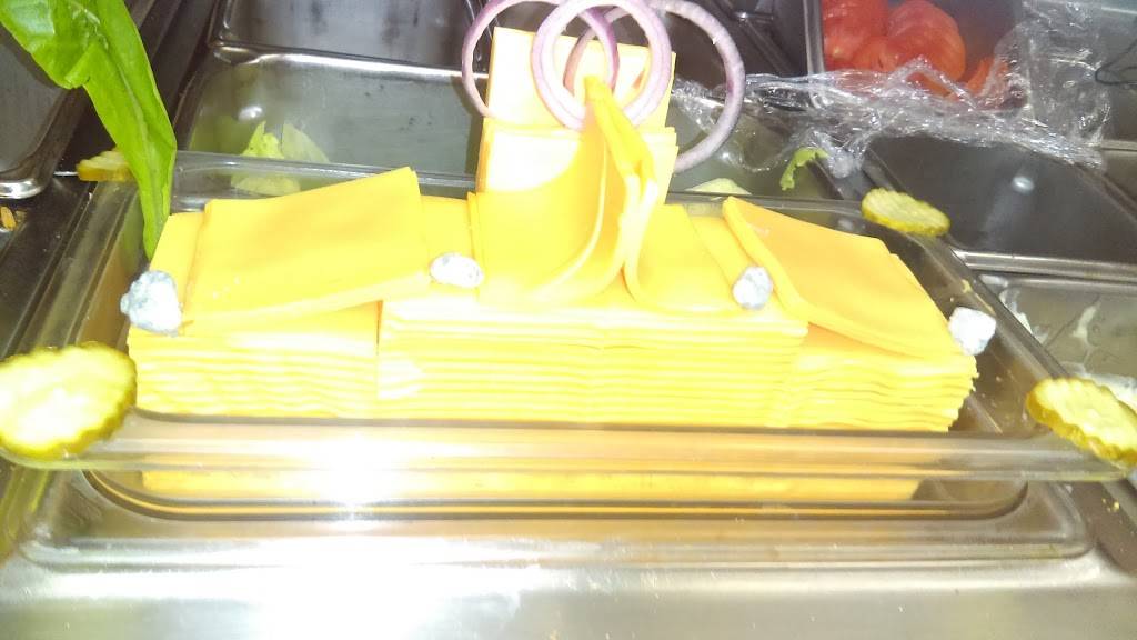 Wendys | restaurant | 623 E Market St, Akron, OH 44304, USA | 3307628753 OR +1 330-762-8753