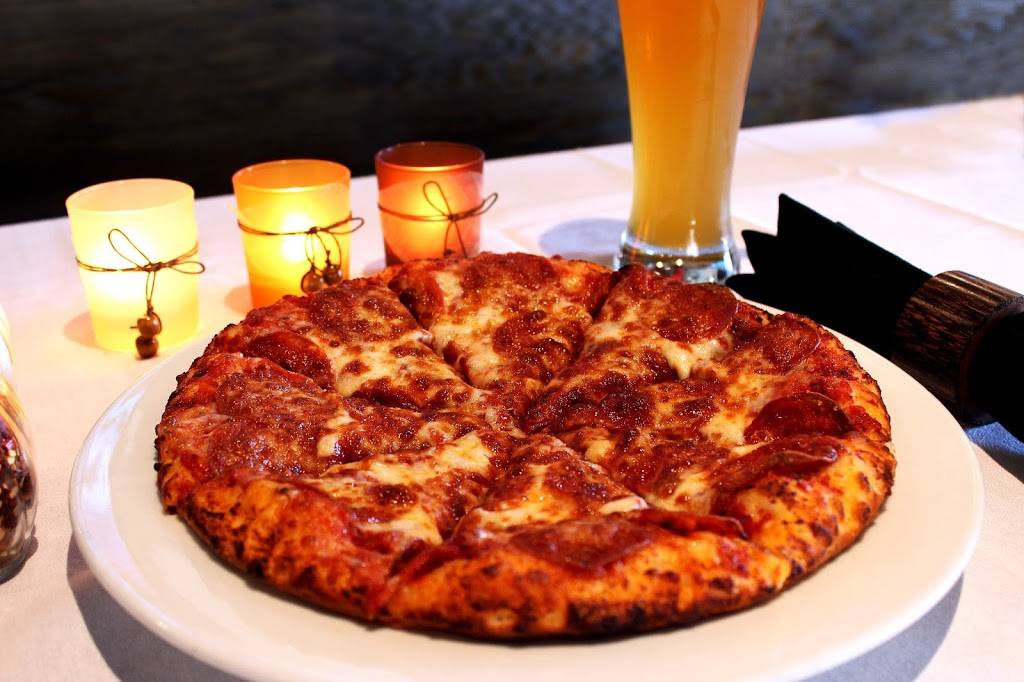 Slice of Italy Rosedale | restaurant | 10524 Hageman Rd, Bakersfield, CA 93312, USA | 6615891000 OR +1 661-589-1000