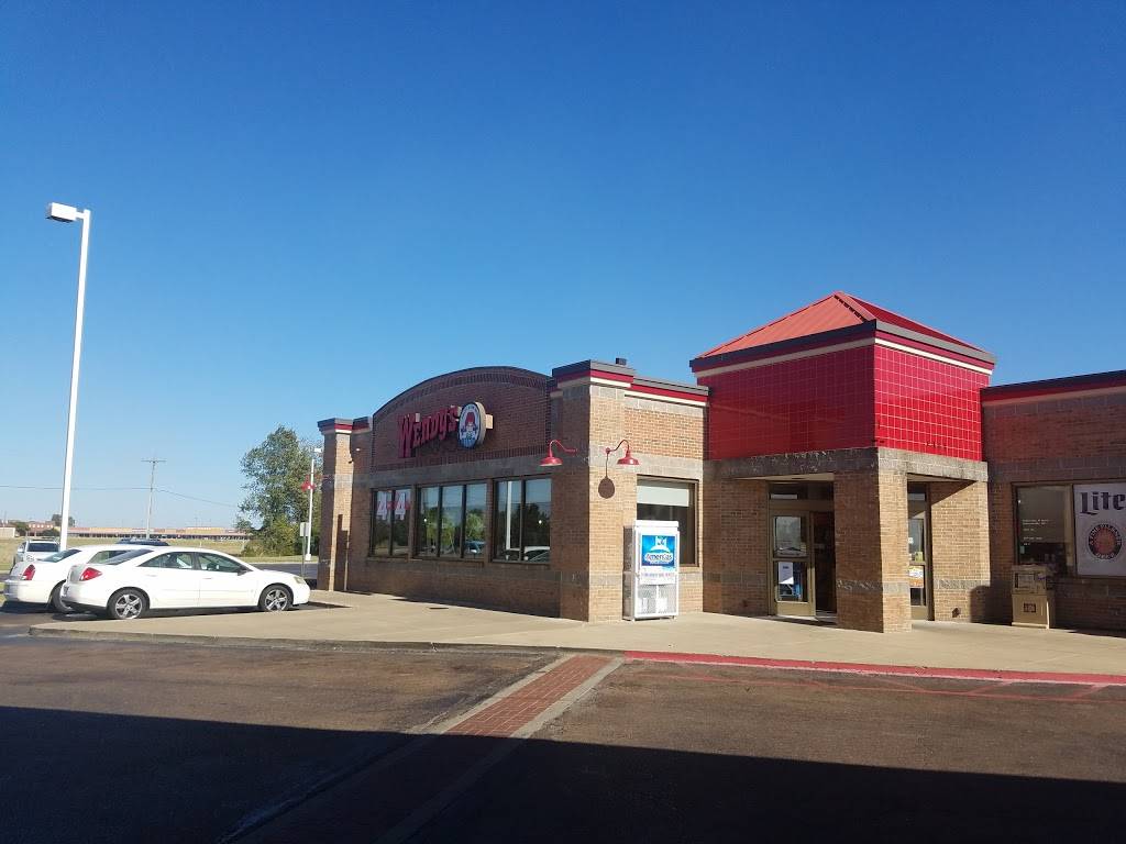 Wendys | restaurant | 12832 US-61 N, Robinsonville, MS 38664, USA | 6623637663 OR +1 662-363-7663