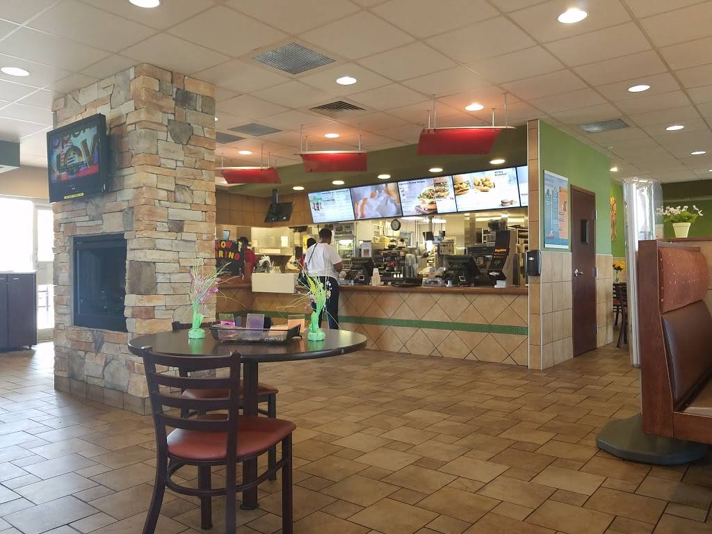 McDonalds | cafe | 10042 Sliding Hill Rd, Ashland, VA 23005, USA | 8045502906 OR +1 804-550-2906