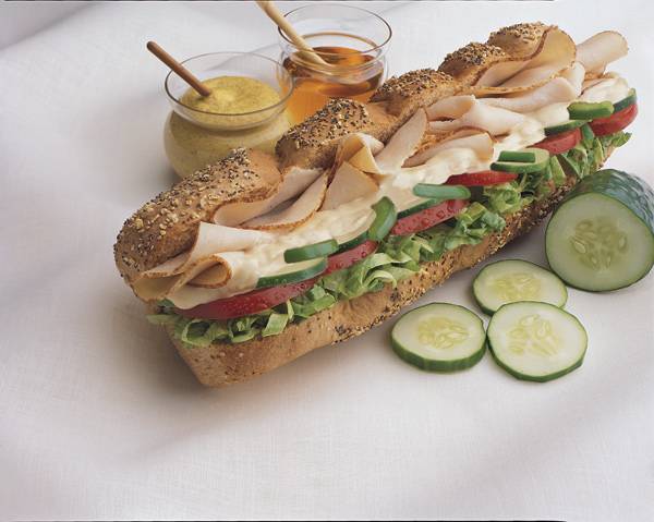 Subway Restaurants | restaurant | 1501 South State Rd 37, Elwood, IN 46036, USA | 7655526279 OR +1 765-552-6279