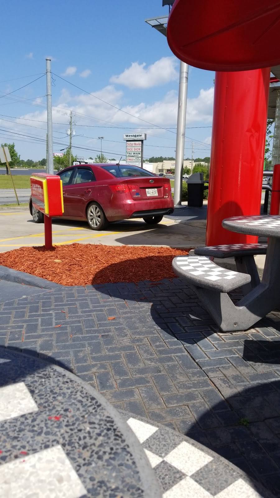 Checkers | restaurant | 2790 Pio Nono Ave, Macon, GA 31206, USA | 4787840032 OR +1 478-784-0032