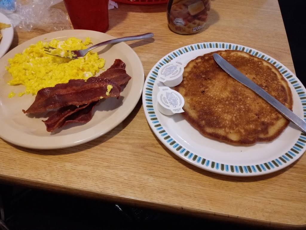 Stateline Diner | restaurant | 1340 W Main St, Danville, VA 24541, USA | 4347921535 OR +1 434-792-1535