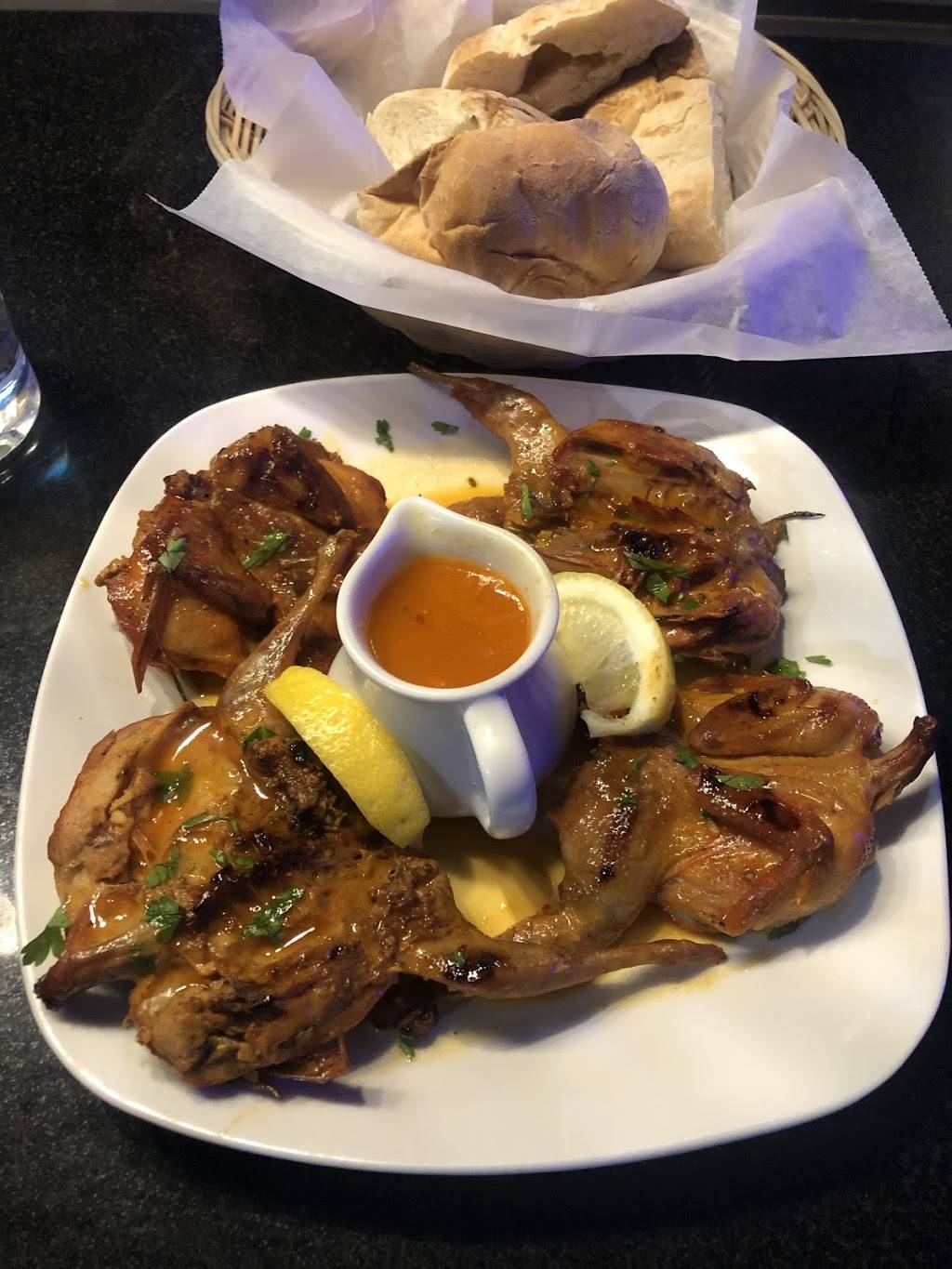 Restaurant Di Nos | restaurant | 908 Main St, Pawtucket, RI 02860, USA | 4017537991 OR +1 401-753-7991