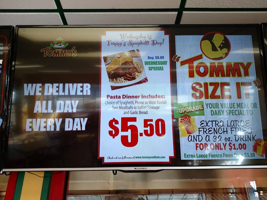 Tommys Red Hots | restaurant | 4116 W Elm St, McHenry, IL 60050, USA | 8153858817 OR +1 815-385-8817