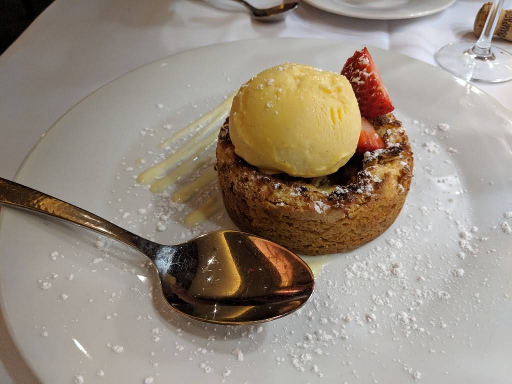 Council Oak Steaks & Seafood (in Seminole Hard Rock) | restaurant | 5223 Orient Rd, Tampa, FL 33610, USA | 8136277600 OR +1 813-627-7600