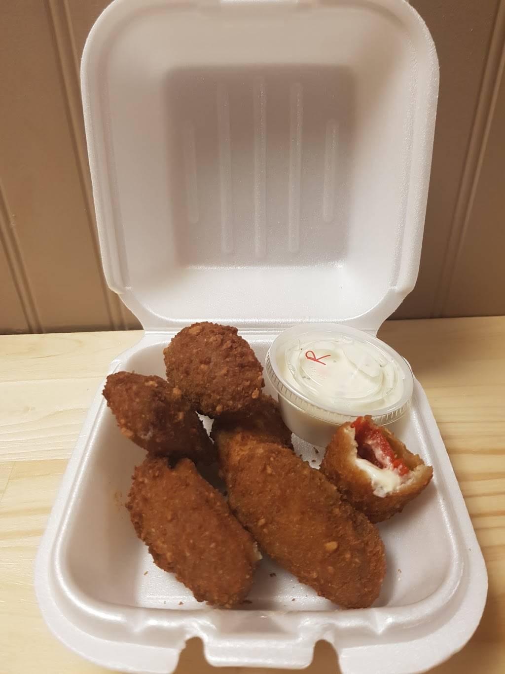 Gobles Take-out | restaurant | 855004 Gobles Rd, Princeton, ON N0J 1V0, Canada | 2262288947 OR +1 226-228-8947