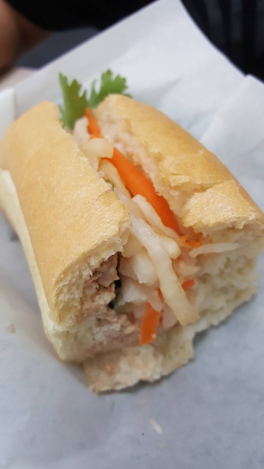 Ba-Le Sandwich Shop | restaurant | 1620 N School St # C1, Honolulu, HI 96817, USA | 8088420013 OR +1 808-842-0013