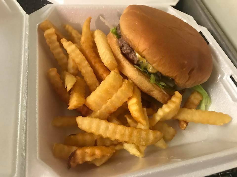 Hatfields Grill | restaurant | 412 Spruce Ave, Barnsdall, OK 74002, USA | 9188472272 OR +1 918-847-2272