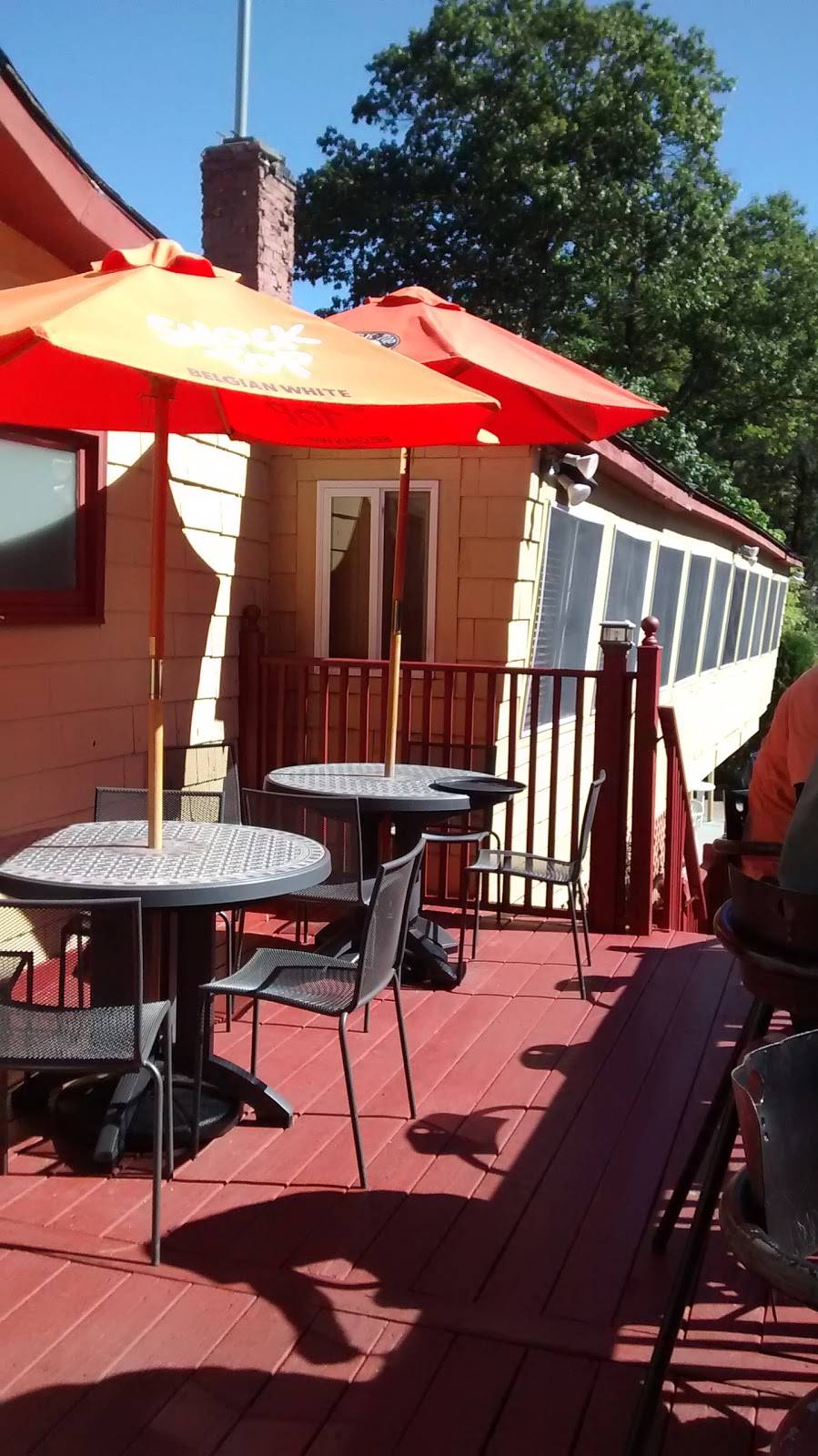 The Rapids | Bar & Grill | restaurant | 200 Worthington Rd, Huntington, MA 01050, USA | 4136673300 OR +1 413-667-3300