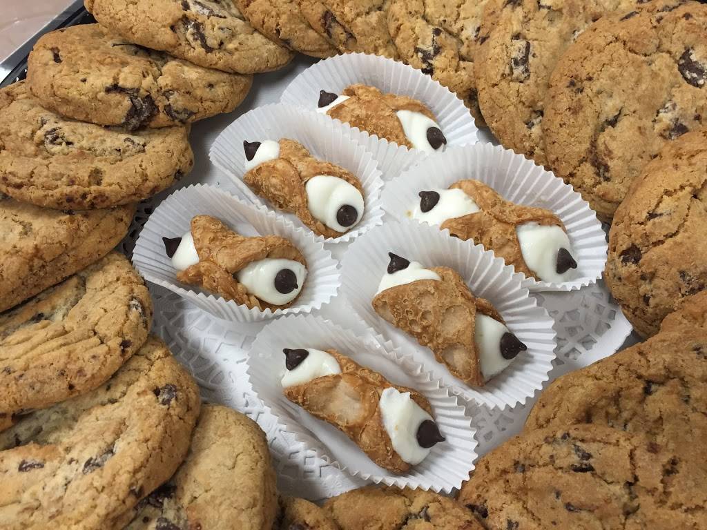 California Sandwiches | cafe | SmartCentres Woodbridge, 200 Windflower Gate, Woodbridge, ON L4L 0A1, Canada | 9058567779 OR +1 905-856-7779