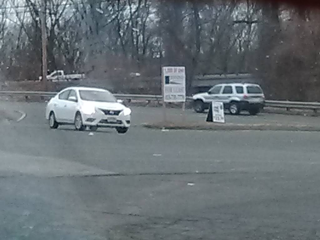 Richards Grinders | meal takeaway | 2592, 420 Union St # A, Westfield, MA 01085, USA | 4135629600 OR +1 413-562-9600