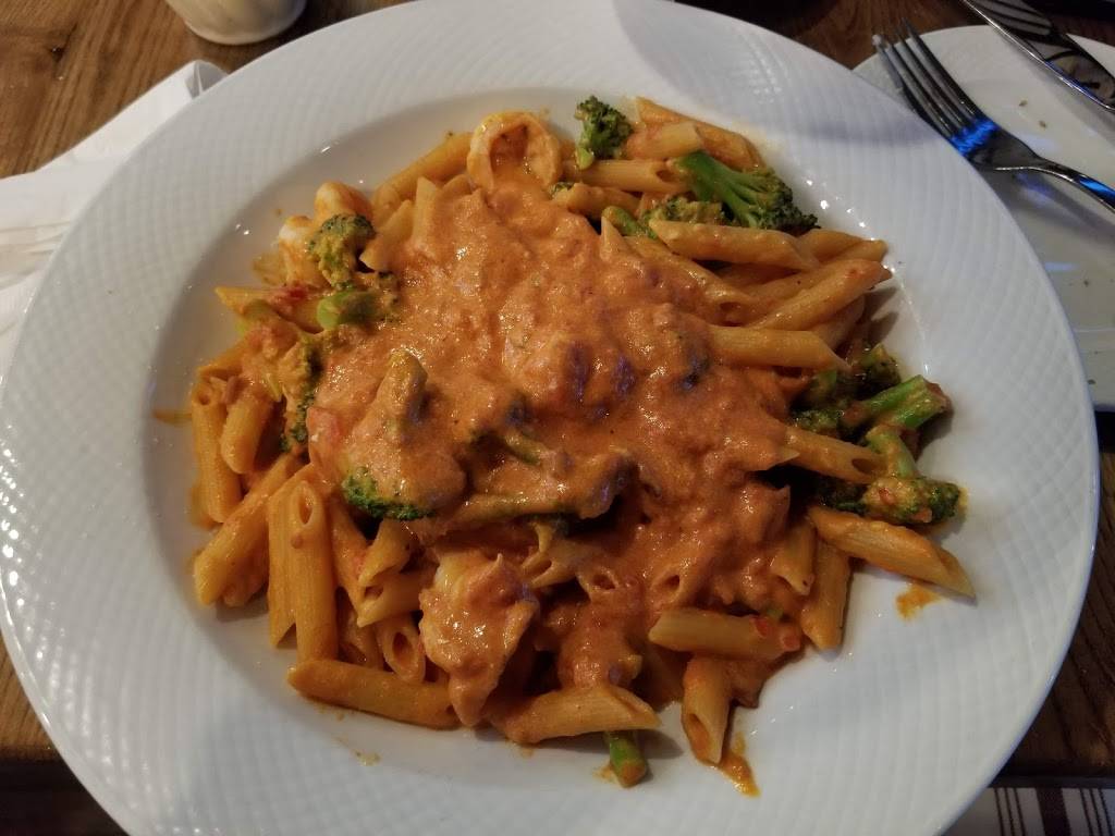 Louie & Johnnies Ristorante Primavera | restaurant | 887 Yonkers Ave, Yonkers, NY 10704, USA | 9144233300 OR +1 914-423-3300