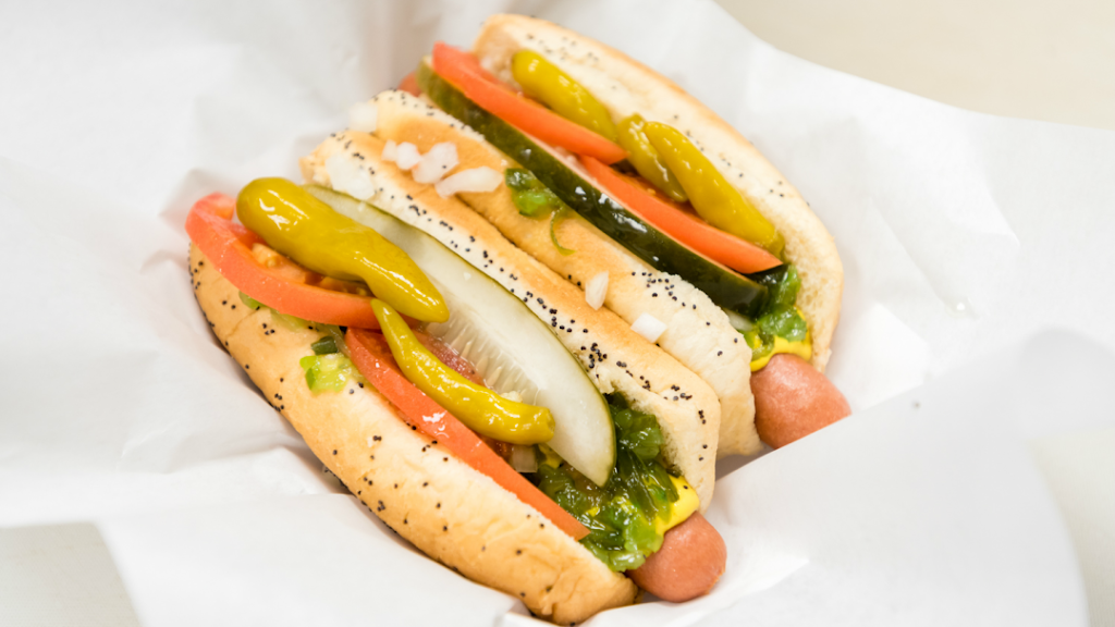 Buddys Red Hots | restaurant | 2803, 8508 S Cicero Ave, Burbank, IL 60459, USA | 7084253200 OR +1 708-425-3200