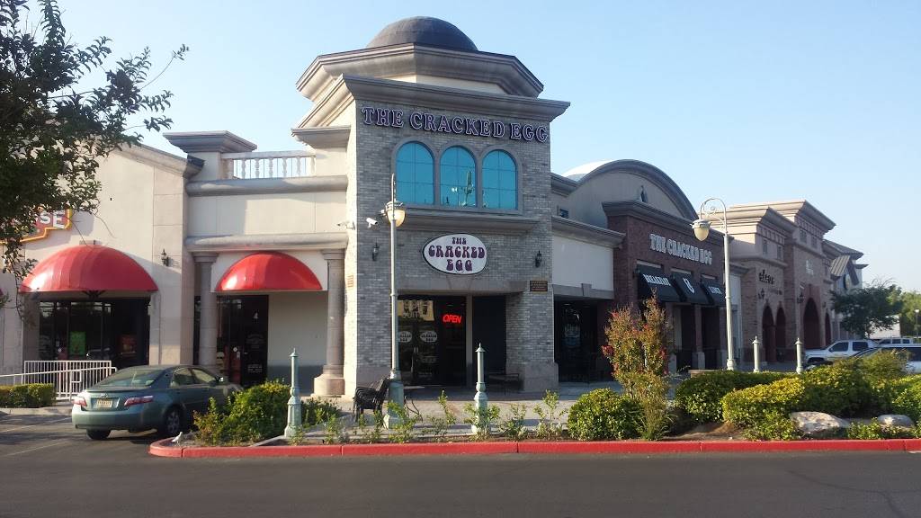 The Cracked Egg | restaurant | 9921 W Charleston Blvd #6, Las Vegas, NV 89117, USA | 7024764204 OR +1 702-476-4204